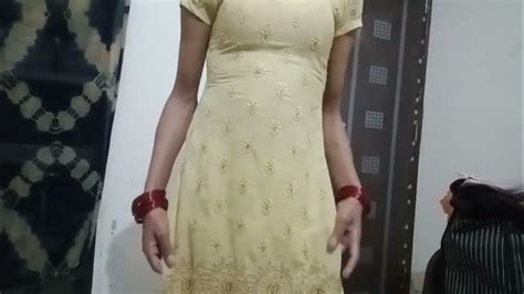 indian girl nude dress change|Indian Girls Dress Change Porn Videos 